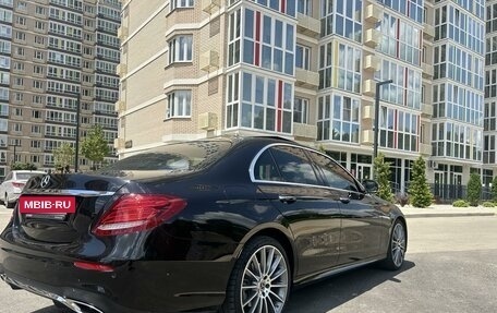 Mercedes-Benz E-Класс, 2018 год, 4 790 000 рублей, 3 фотография