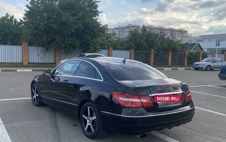 Mercedes-Benz E-Класс, 2010 год, 1 350 000 рублей, 4 фотография