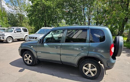 Chevrolet Niva I рестайлинг, 2017 год, 725 000 рублей, 2 фотография