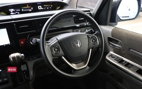 Honda Stepwgn IV, 2015 год, 1 840 000 рублей, 7 фотография