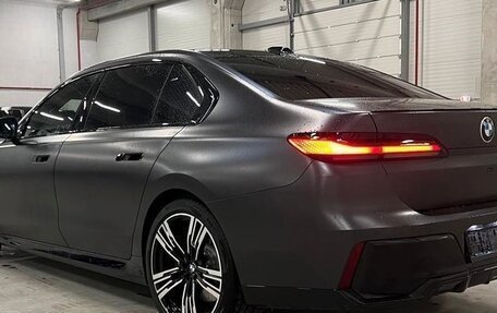 BMW 7 серия, 2024 год, 17 100 000 рублей, 5 фотография