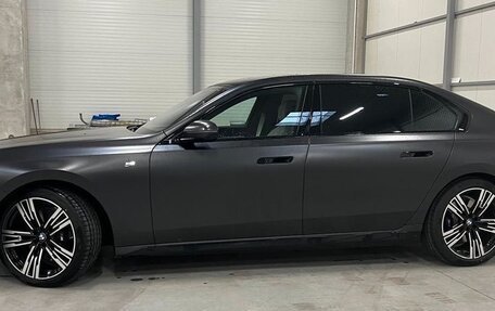 BMW 7 серия, 2024 год, 17 100 000 рублей, 2 фотография