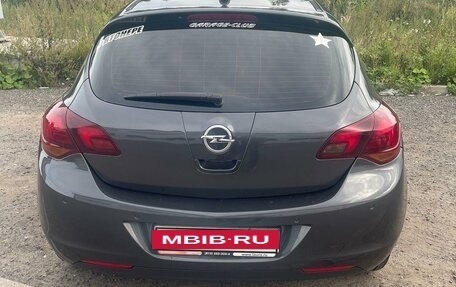 Opel Astra J, 2011 год, 750 000 рублей, 4 фотография