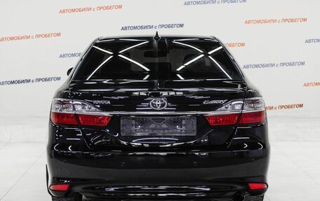 Toyota Camry, 2016 год, 1 795 000 рублей, 6 фотография