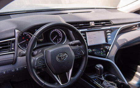 Toyota Camry, 2021 год, 3 250 000 рублей, 18 фотография