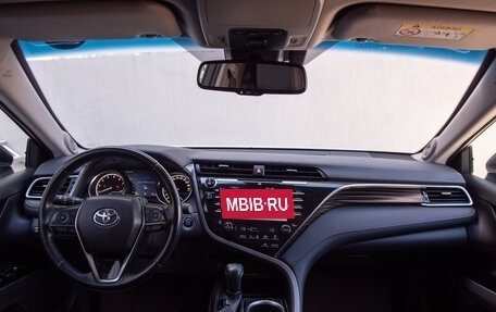 Toyota Camry, 2018 год, 3 300 000 рублей, 29 фотография