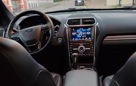 Ford Explorer VI, 2019 год, 3 950 000 рублей, 8 фотография