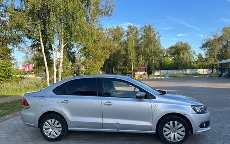 Volkswagen Polo VI (EU Market), 2012 год, 780 000 рублей, 4 фотография