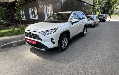 Toyota RAV4, 2019 год, 3 350 000 рублей, 1 фотография