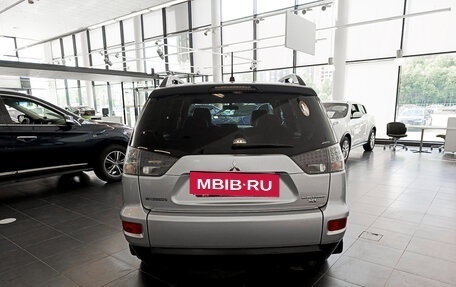 Mitsubishi Outlander III рестайлинг 3, 2011 год, 1 488 000 рублей, 6 фотография