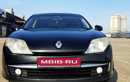 Renault Laguna III рестайлинг, 2008 год, 780 000 рублей, 3 фотография