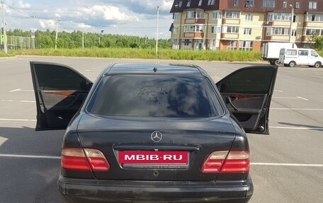Mercedes-Benz E-Класс, 2001 год, 480 000 рублей, 8 фотография
