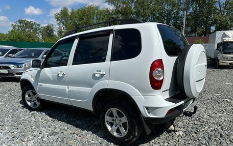 Chevrolet Niva I рестайлинг, 2017 год, 699 999 рублей, 9 фотография