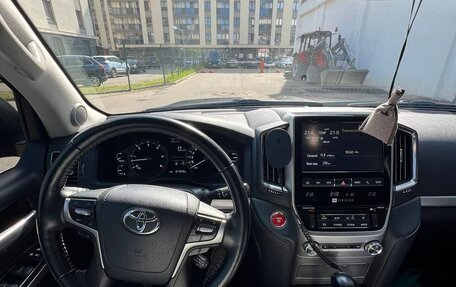 Toyota Land Cruiser 200, 2019 год, 8 500 000 рублей, 10 фотография