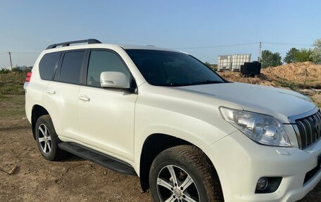 Toyota Land Cruiser Prado 150 рестайлинг 2, 2013 год, 3 350 000 рублей, 4 фотография