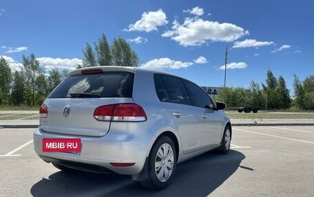 Volkswagen Golf VI, 2011 год, 820 000 рублей, 3 фотография