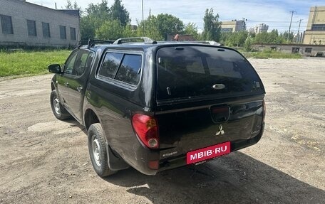 Mitsubishi L200 IV рестайлинг, 2015 год, 1 299 000 рублей, 3 фотография