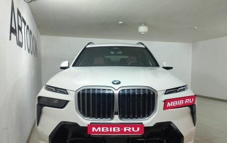BMW X7, 2022 год, 14 257 000 рублей, 2 фотография