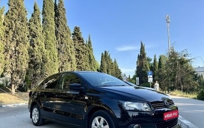 Volkswagen Polo VI (EU Market), 2012 год, 980 000 рублей, 1 фотография