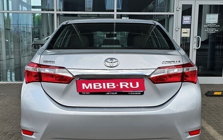 Toyota Corolla, 2013 год, 1 385 000 рублей, 4 фотография