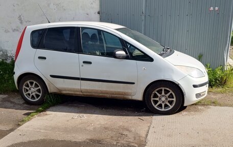 Mitsubishi Colt VI рестайлинг, 2006 год, 315 000 рублей, 2 фотография