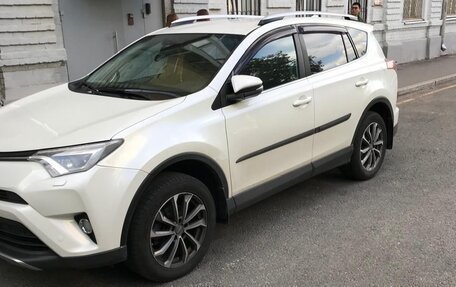 Toyota RAV4, 2018 год, 2 790 000 рублей, 3 фотография