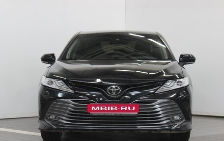 Toyota Camry, 2021 год, 3 300 000 рублей, 2 фотография