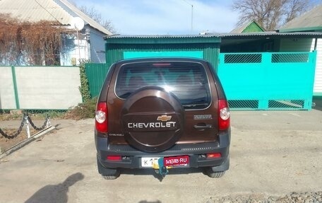 Chevrolet Niva I рестайлинг, 2012 год, 450 000 рублей, 4 фотография