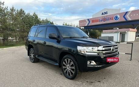 Toyota Land Cruiser 200, 2010 год, 3 450 000 рублей, 4 фотография