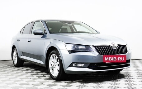 Skoda Superb III рестайлинг, 2017 год, 2 280 000 рублей, 3 фотография