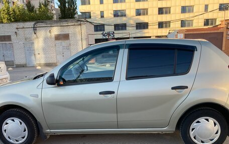 Renault Sandero I, 2013 год, 585 000 рублей, 2 фотография