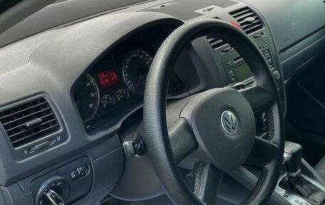 Volkswagen Golf V, 2004 год, 649 000 рублей, 12 фотография