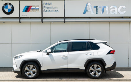 Toyota RAV4, 2020 год, 3 990 000 рублей, 5 фотография