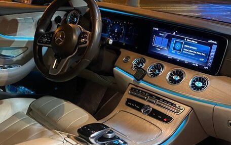 Mercedes-Benz E-Класс, 2019 год, 3 600 000 рублей, 12 фотография