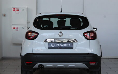 Renault Kaptur I рестайлинг, 2018 год, 1 588 000 рублей, 6 фотография