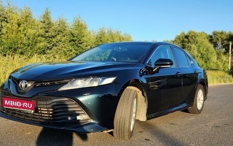 Toyota Camry, 2020 год, 3 100 000 рублей, 1 фотография