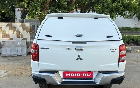 Mitsubishi L200 IV рестайлинг, 2018 год, 2 900 000 рублей, 4 фотография