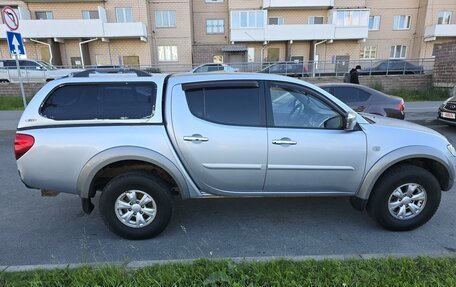 Mitsubishi L200 IV рестайлинг, 2013 год, 1 399 000 рублей, 4 фотография