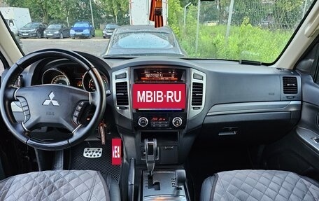 Mitsubishi Pajero IV, 2014 год, 3 200 000 рублей, 10 фотография