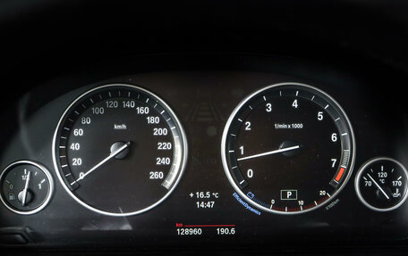 BMW 5 серия, 2013 год, 2 360 000 рублей, 12 фотография