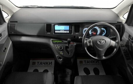 Toyota ISis I, 2010 год, 1 398 000 рублей, 7 фотография