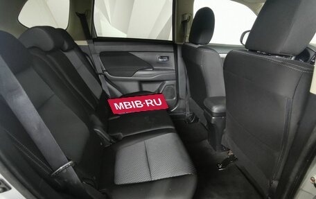 Mitsubishi Outlander III рестайлинг 3, 2018 год, 1 948 000 рублей, 14 фотография