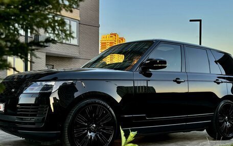 Land Rover Range Rover IV рестайлинг, 2018 год, 9 500 000 рублей, 10 фотография