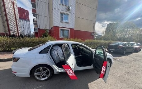 Audi A4, 2018 год, 2 500 000 рублей, 12 фотография