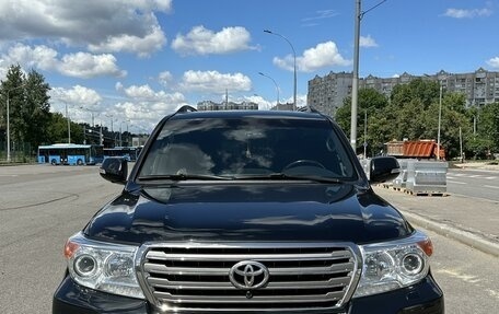 Toyota Land Cruiser 200, 2013 год, 4 500 000 рублей, 1 фотография