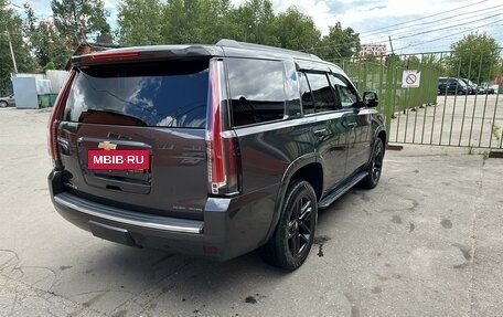 Chevrolet Tahoe IV, 2018 год, 4 100 000 рублей, 2 фотография