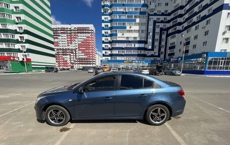 Chevrolet Cruze II, 2013 год, 820 000 рублей, 4 фотография