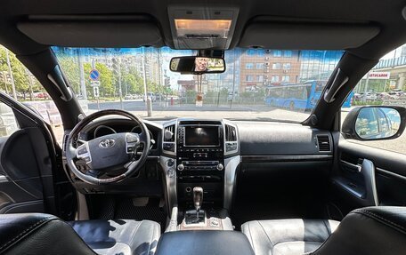 Toyota Land Cruiser 200, 2013 год, 4 500 000 рублей, 12 фотография