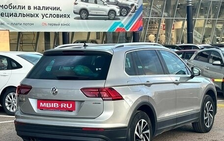 Volkswagen Tiguan II, 2019 год, 3 070 990 рублей, 6 фотография