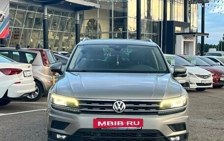 Volkswagen Tiguan II, 2019 год, 3 070 990 рублей, 2 фотография